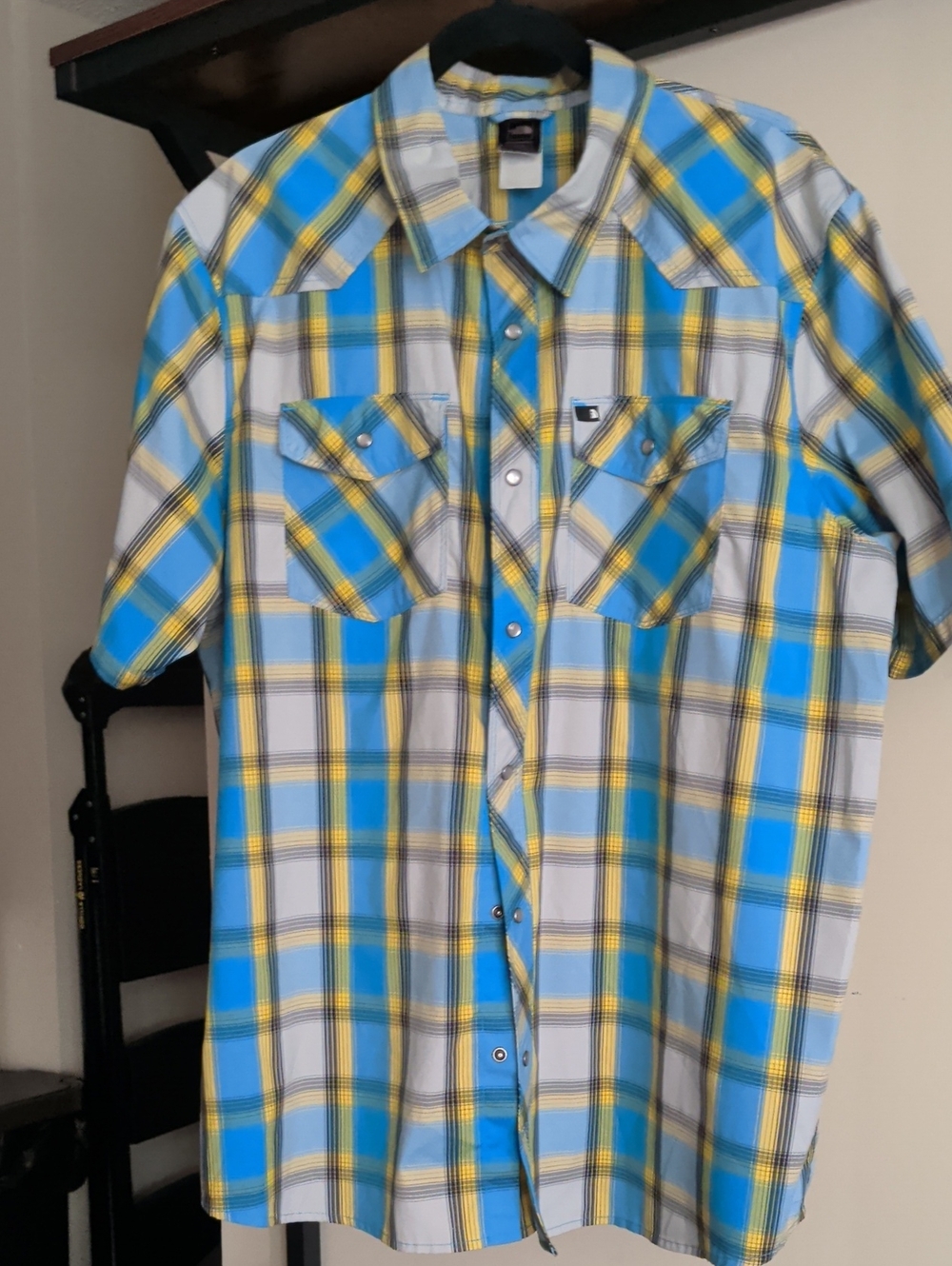 Men's Short Sleeve Plaid Button-Up Shirt - Blue & Yellow